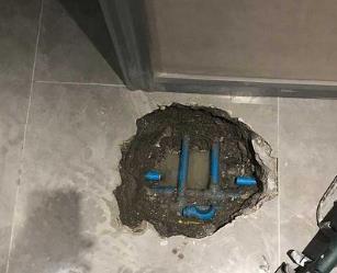 宏伟阳台漏水维修公司分享下暖气管道漏水的原因有哪些